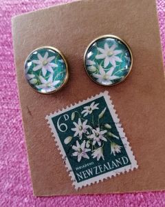 Vintage NZ Stamp Jewellery - Stud Earrings Clematis